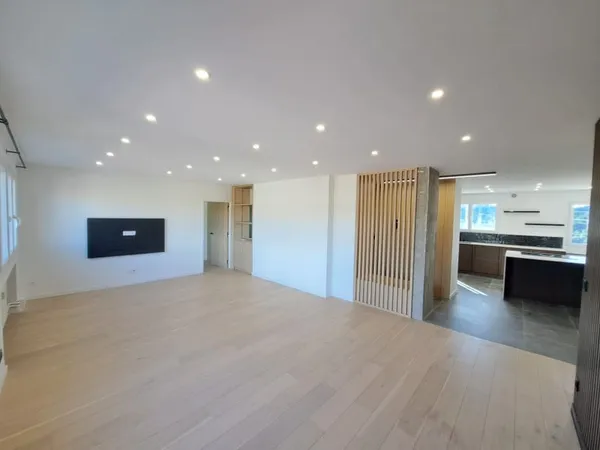 Appartement 3 pièces 81 m²