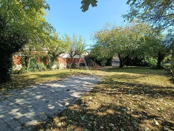 Terrain 342 m²