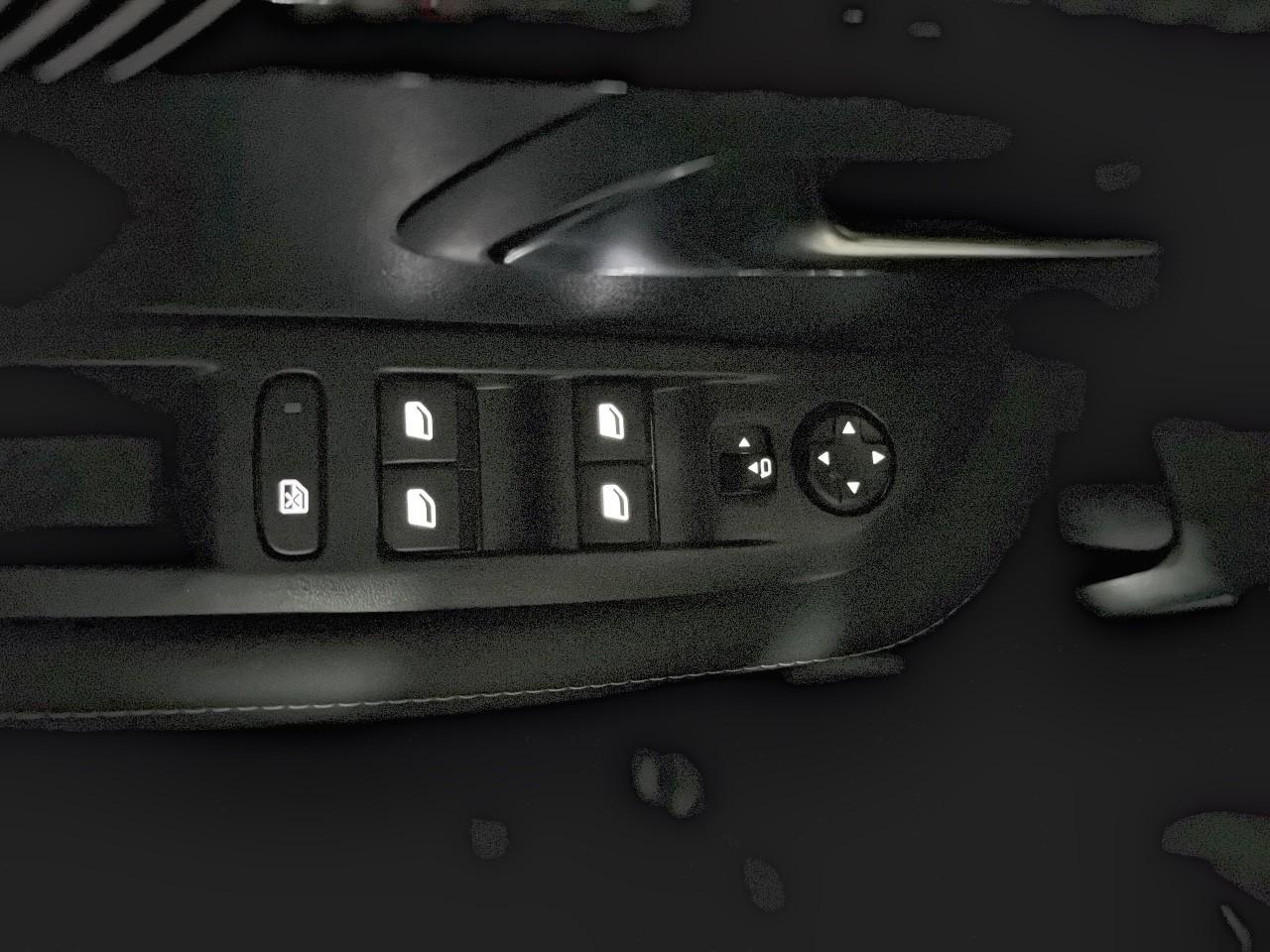 Peugeot 208 hybrid 110 e-dcs6 allure — photo 17