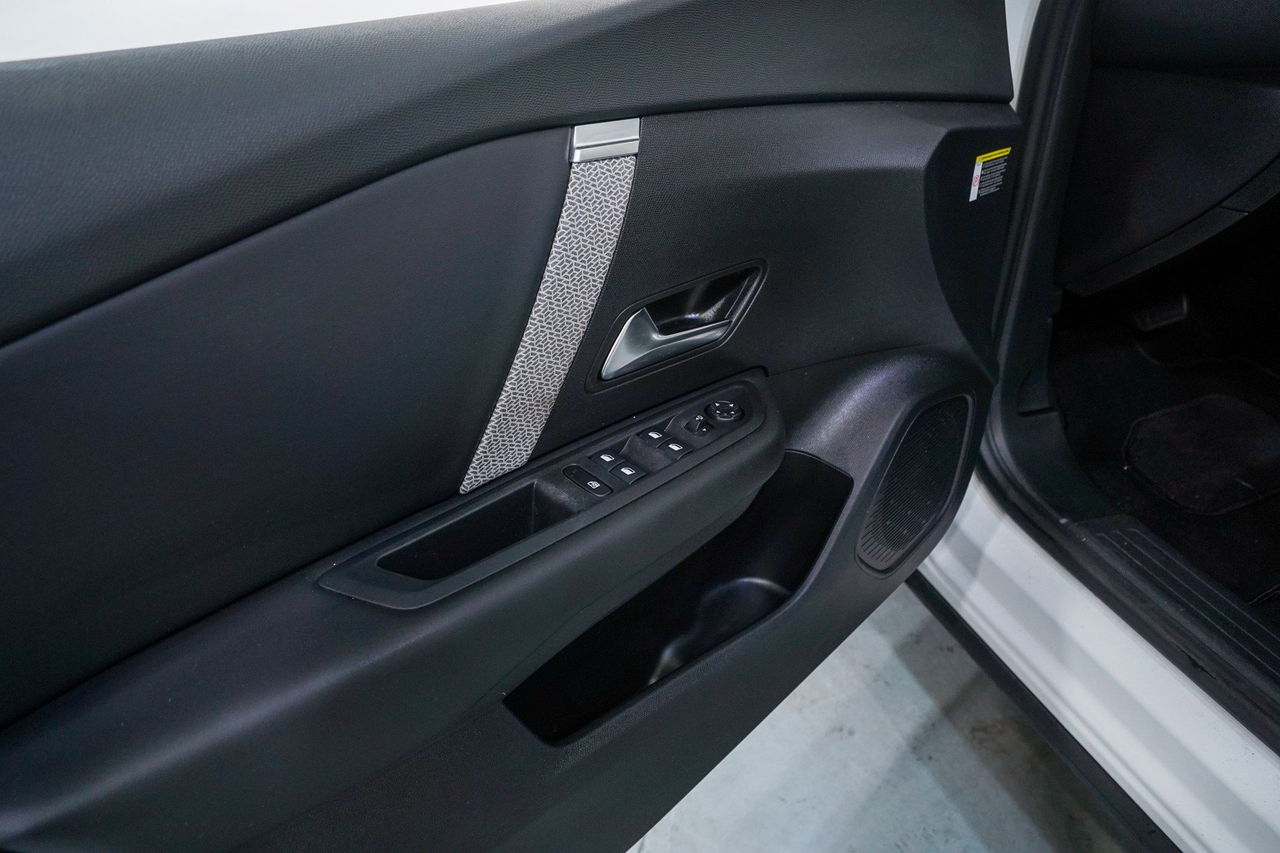 Citroën C4 X — photo 17