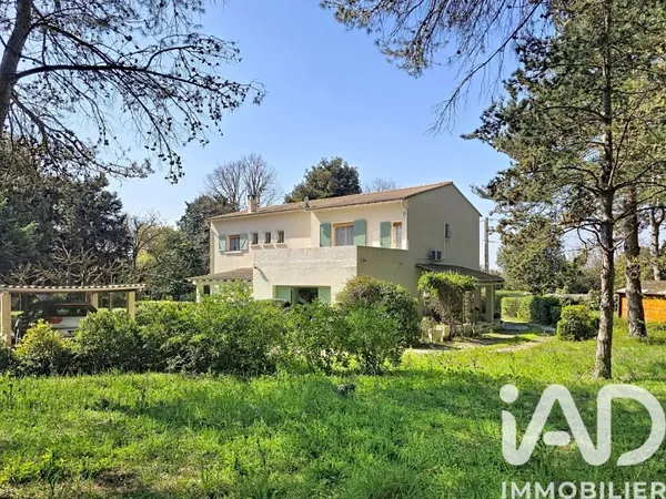 Maison 7 pièces 208 m²