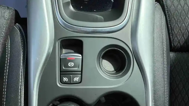 Renault Kadjar blue dci 115 edc — photo 30