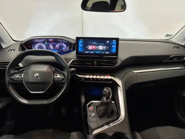 Peugeot 5008 1.2 puretech 130ch s&amp;s style — photo 11