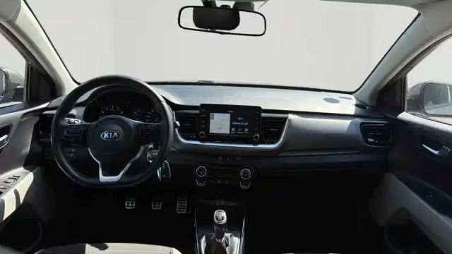 Kia Stonic 1.0 t-gdi 100 ch isg bvm5 — photo 14