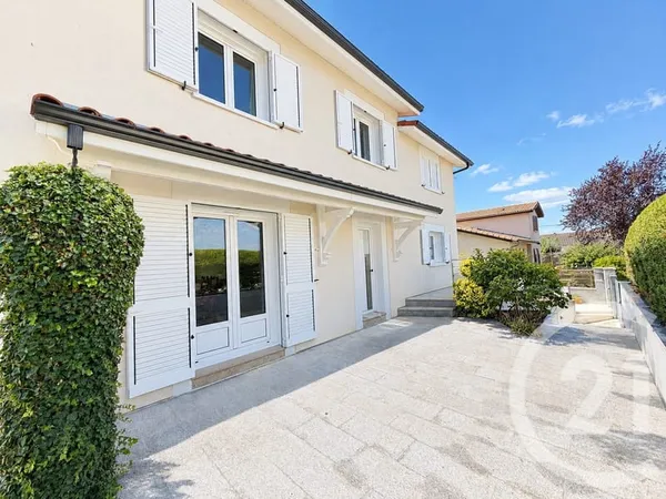 Maison 7 pièces 143 m²