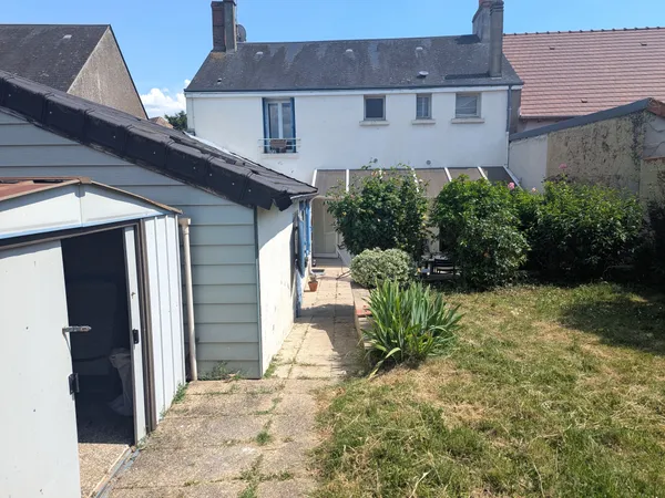 Maison de ville rénovée avec jardin !
