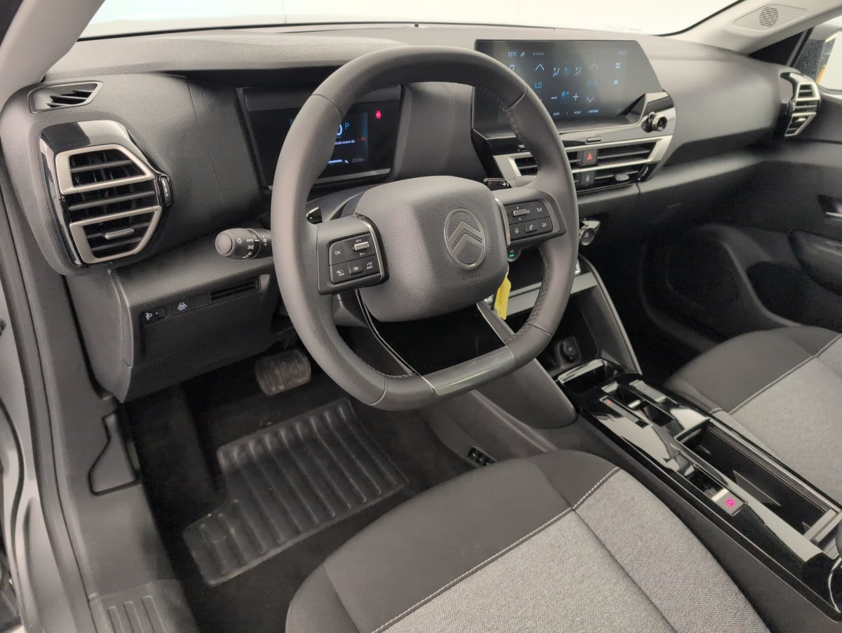 Citroën C4 — photo 15
