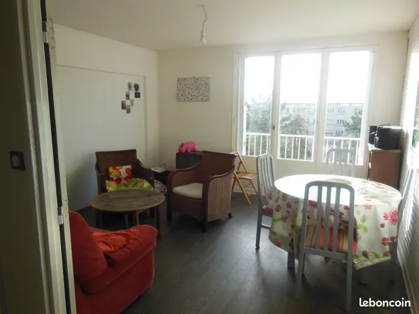 Appartement 4 chambres, rénovation thermique effectuée, rue Franche Comté