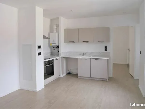 Appartement T1 bis avec ascenseur et parking dans une résidence à Creissels