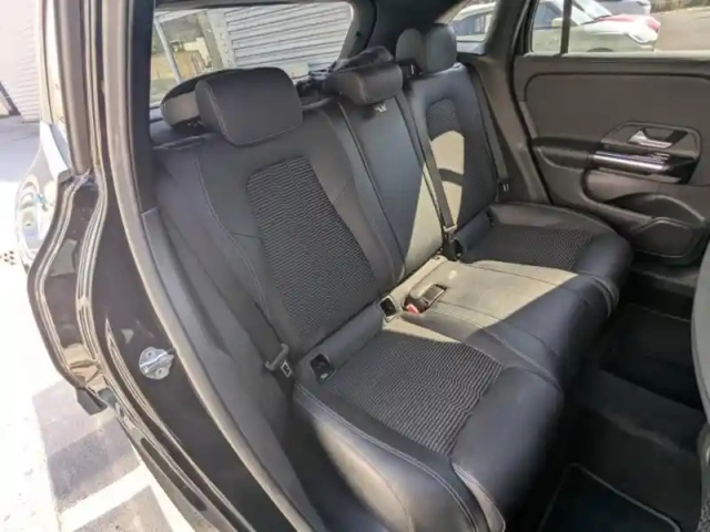 Mercedes Gla 200 d 150ch progressive line 8g-dct avec tva — photo 10