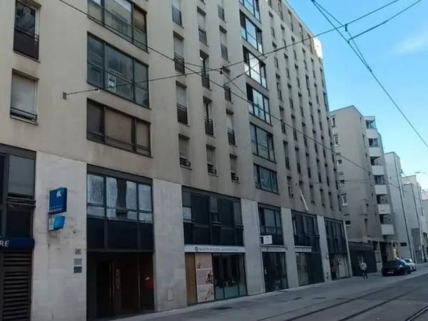 Location box fermé coeur Gratte-ciel