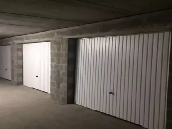 Parking 12 m²