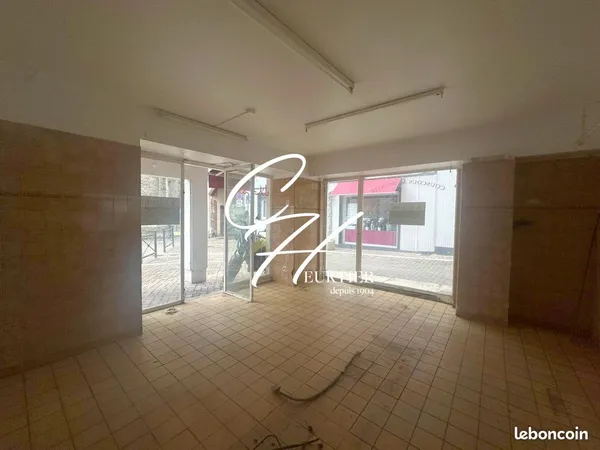 Local commercial 64 m² Voiron