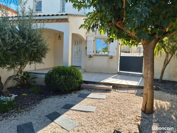 🏡 BELLE OPPORTUNITÉ - Maison familiale avec piscine, DPE A et jardin plein sud - Libre immédiatement