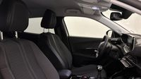 Peugeot 2008 1.5 BlueHDi 110ch S&S Allure — photo 15