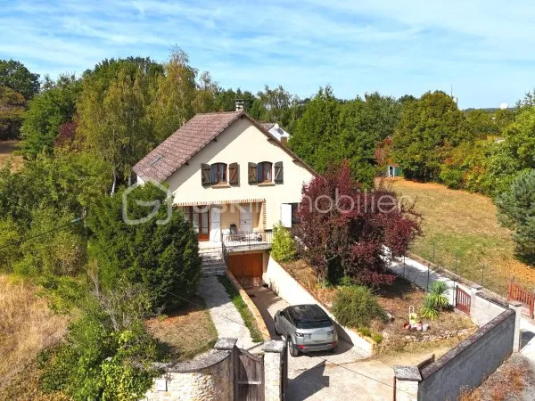 Maison 7 pièces 180 m²
