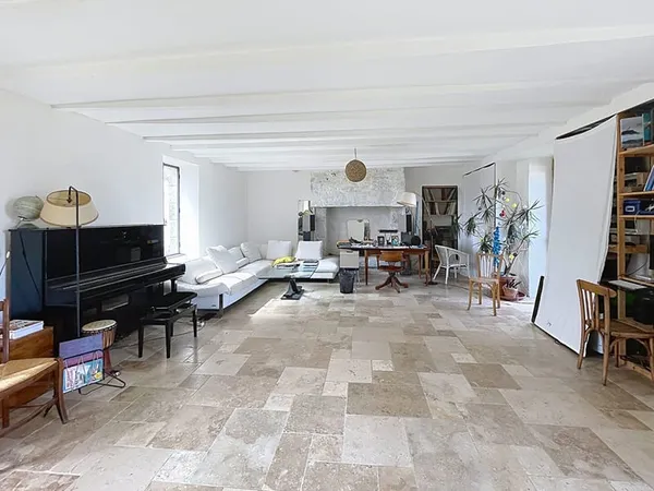 Propriété de charme avec dépendances et 4 ha de terrain Secteur Vannes/Golfe du Morbihan