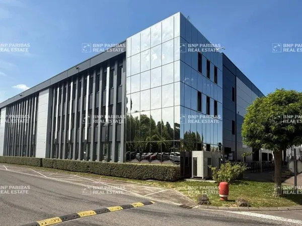 Bureaux 279 m²