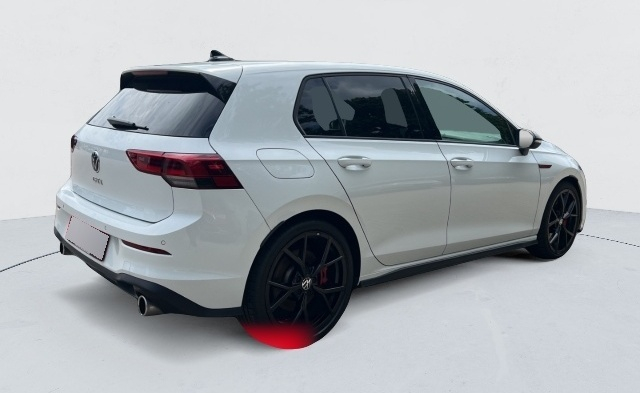 Volkswagen Golf 8 — photo 3