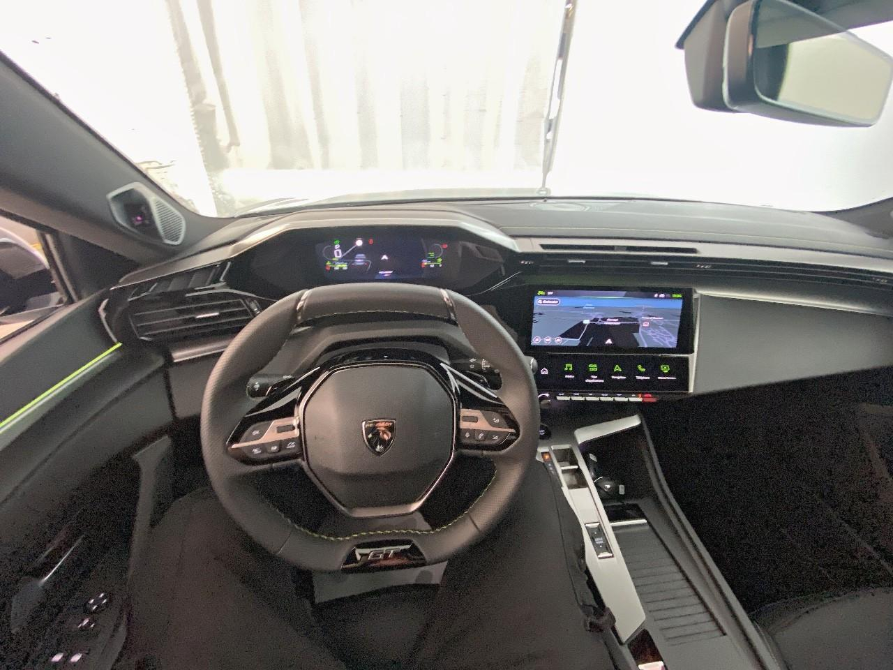 Peugeot 408 hybrid 145 e-dcs6 gt — photo 12