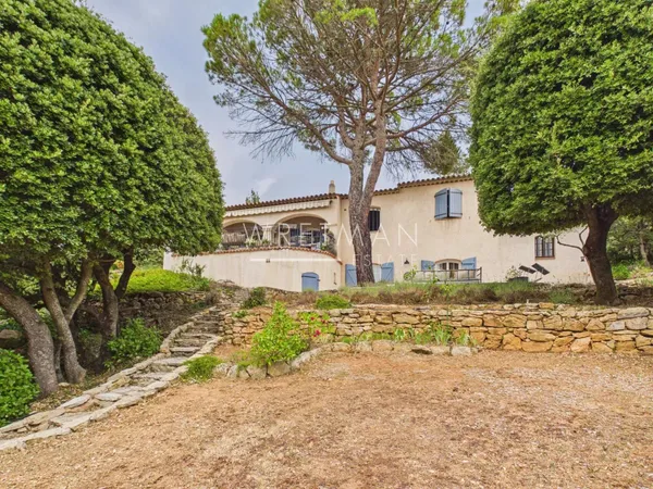 Maison 5 pièces 161 m²