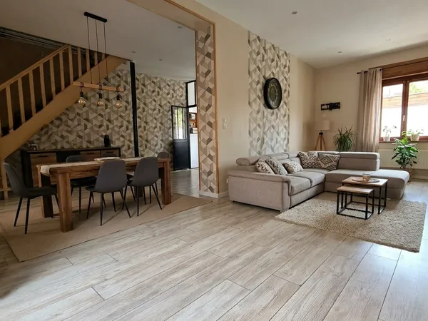 Maison 7 pièces 144 m²