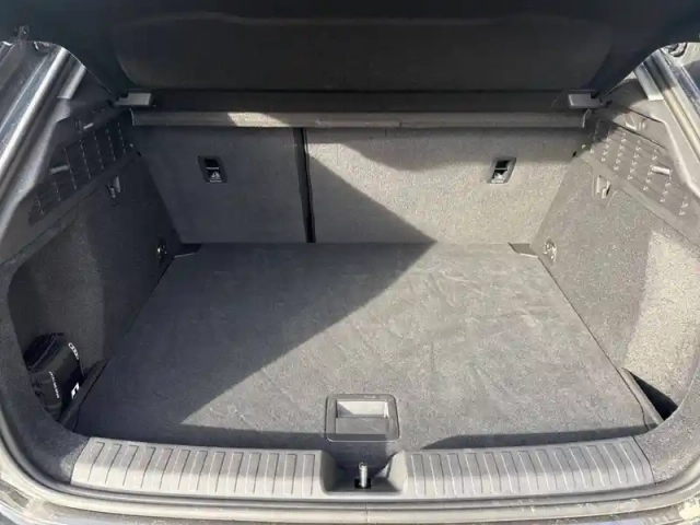 Audi A3 sportback 40 tfsie 204 s tronic 6 — photo 36