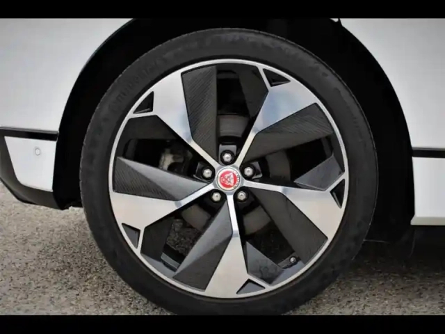 Jaguar I-Pace ev400 se awd — photo 21