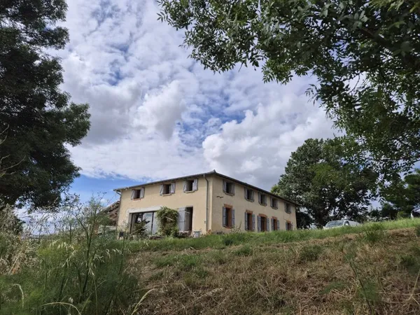 DOMAINE D'EXCEPTION - 34 HA À 45 MIN DE TOULOUSE