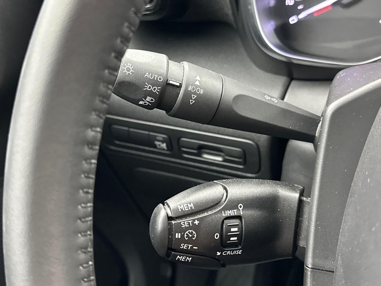 Citroën C3 Aircross puretech 130 s&s eat6 shine pack — photo 17