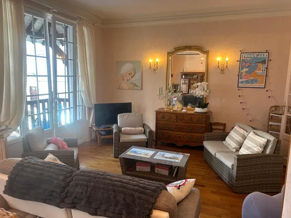 Vends appartement élégant de charme