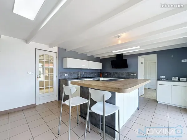 Maison 5 pièces 159 m²