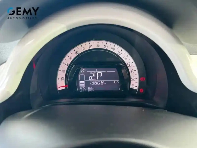 Renault Twingo iii e-tech — photo 21