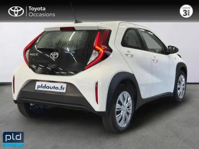 Toyota Aygo X 1.0 vvt-i 72ch dynamic my24 — photo 2
