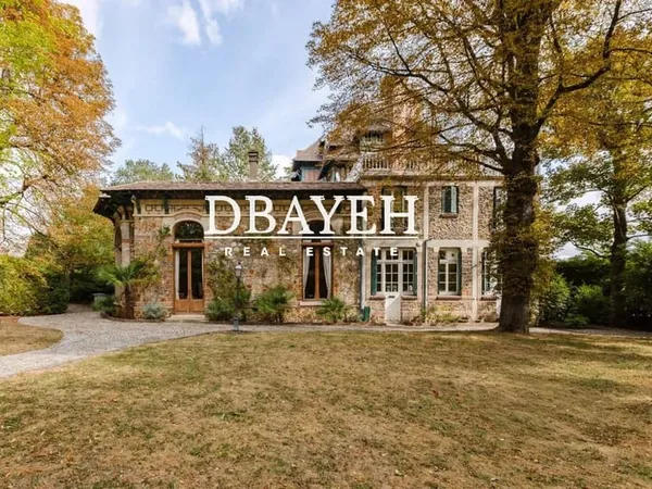 Manoir de 833m2