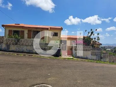 Maison familiale à fort potentiel - Idéale pour un projet de rénovation et de valorisation