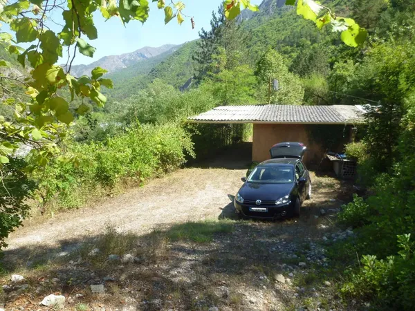 Cabanon 50 m² - Garage - Terrain 3650 m²