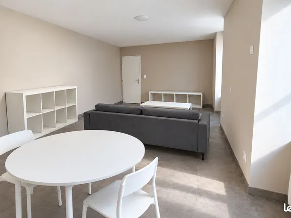 Appartement T2 meublé - 39 m² - Centre-ville de Segré