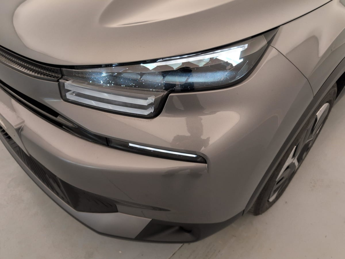 Citroën C4 — photo 21