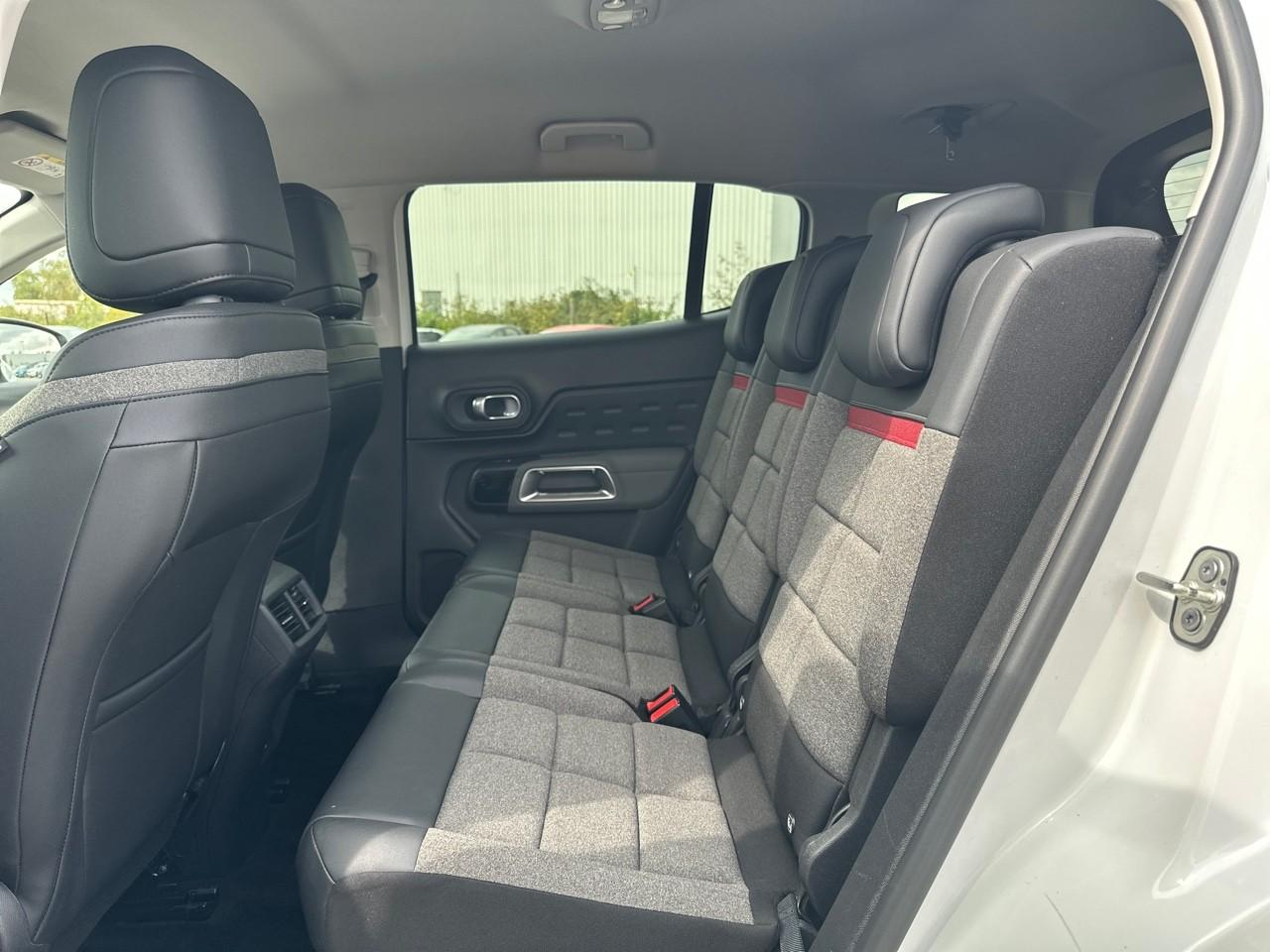 Citroën C5 Aircross hybride rechargeable 225 s&s e-eat8 feel — photo 12