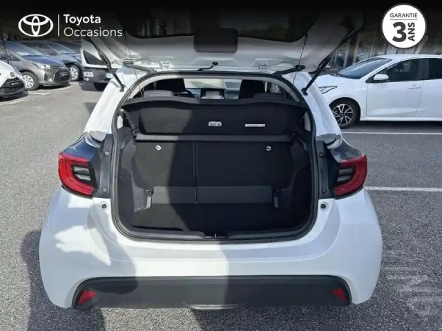 Toyota Yaris 70 vvt-i design 5p my22 — photo 10
