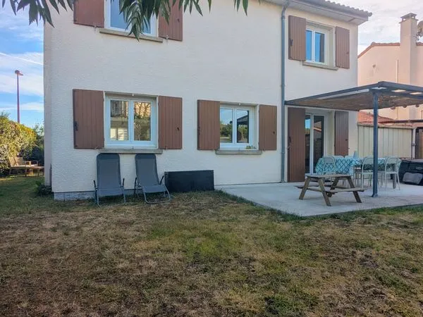 Maison familiale 106m2 4 chambres - 2 garages