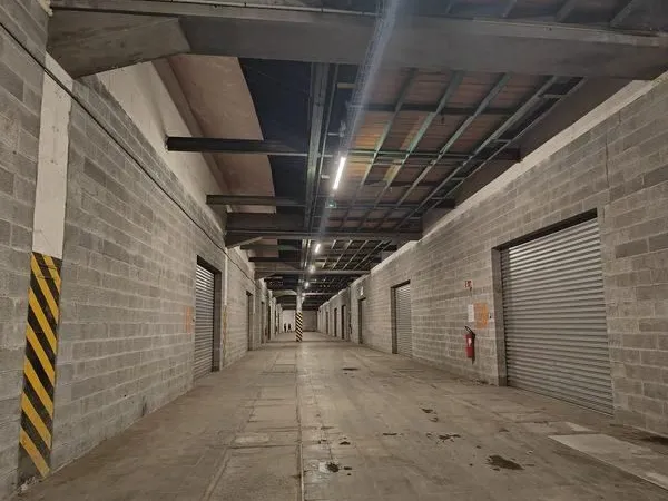 Entrepôt 131 m² Roubaix