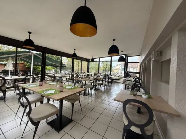 Local commercial 435 m²