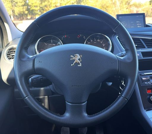 Peugeot 5008 1.6 HDi 115 - Active 7pl – 2014 – 109754 km – Diesel – Boîte Manuelle — photo 29