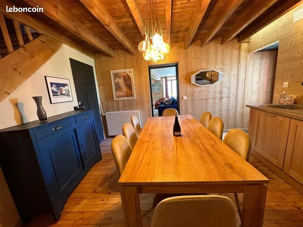 Maison 6 pièces 140 m²