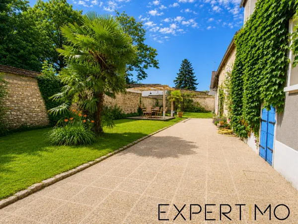 Maison familiale de caractère 167,53 m2 Emplacement exce
