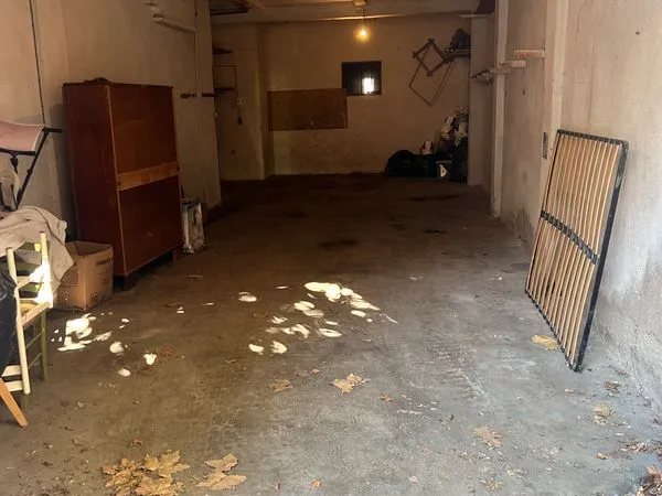 Garage à louer