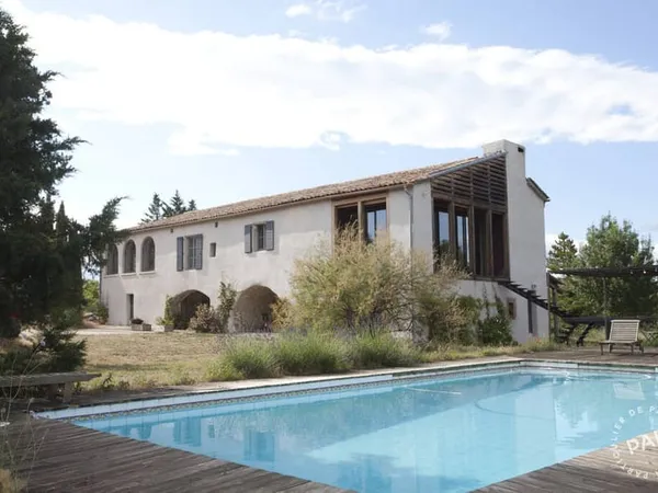 Maison 6 pièces 198 m²