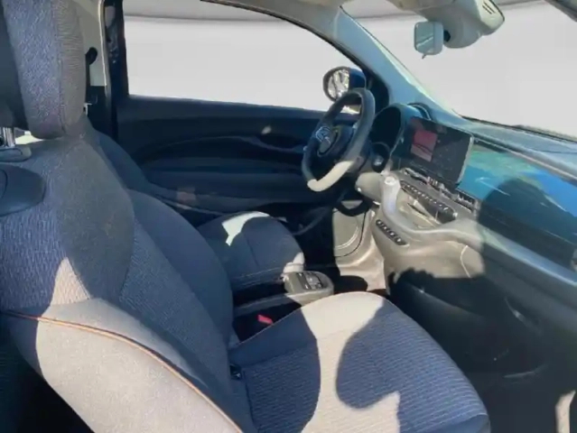 Fiat 500 e 118ch pack confort my23 — photo 15